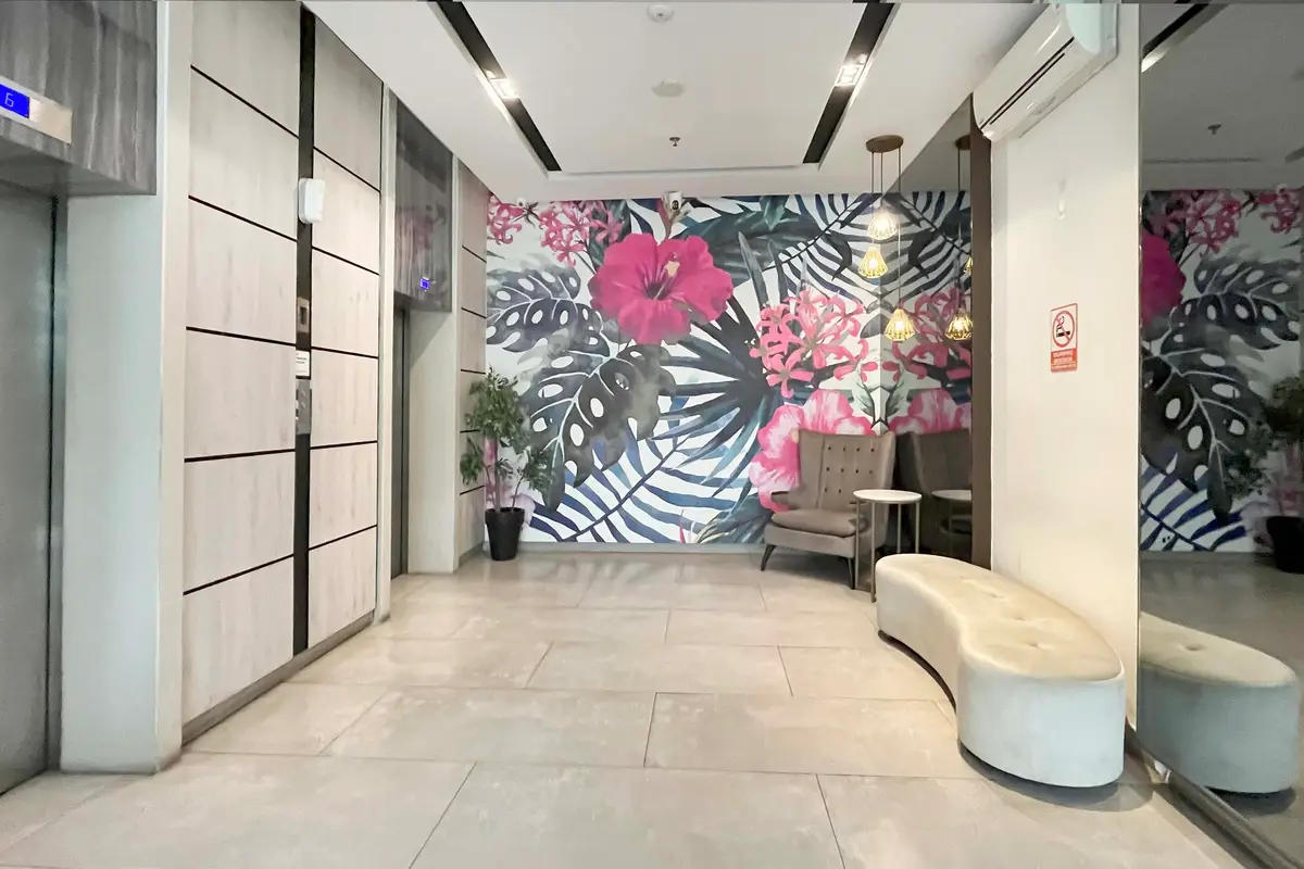 https://images.rukita.co/buildings/building/f1f23747-a816-4651-bb23-9810c4dda93f.webp