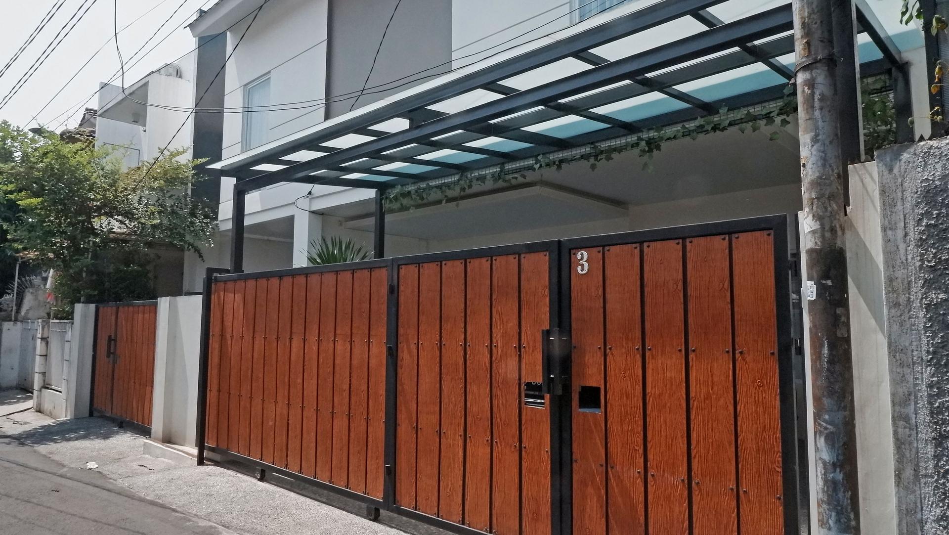 https://images.rukita.co/buildings/building/f314b844-438.jpg