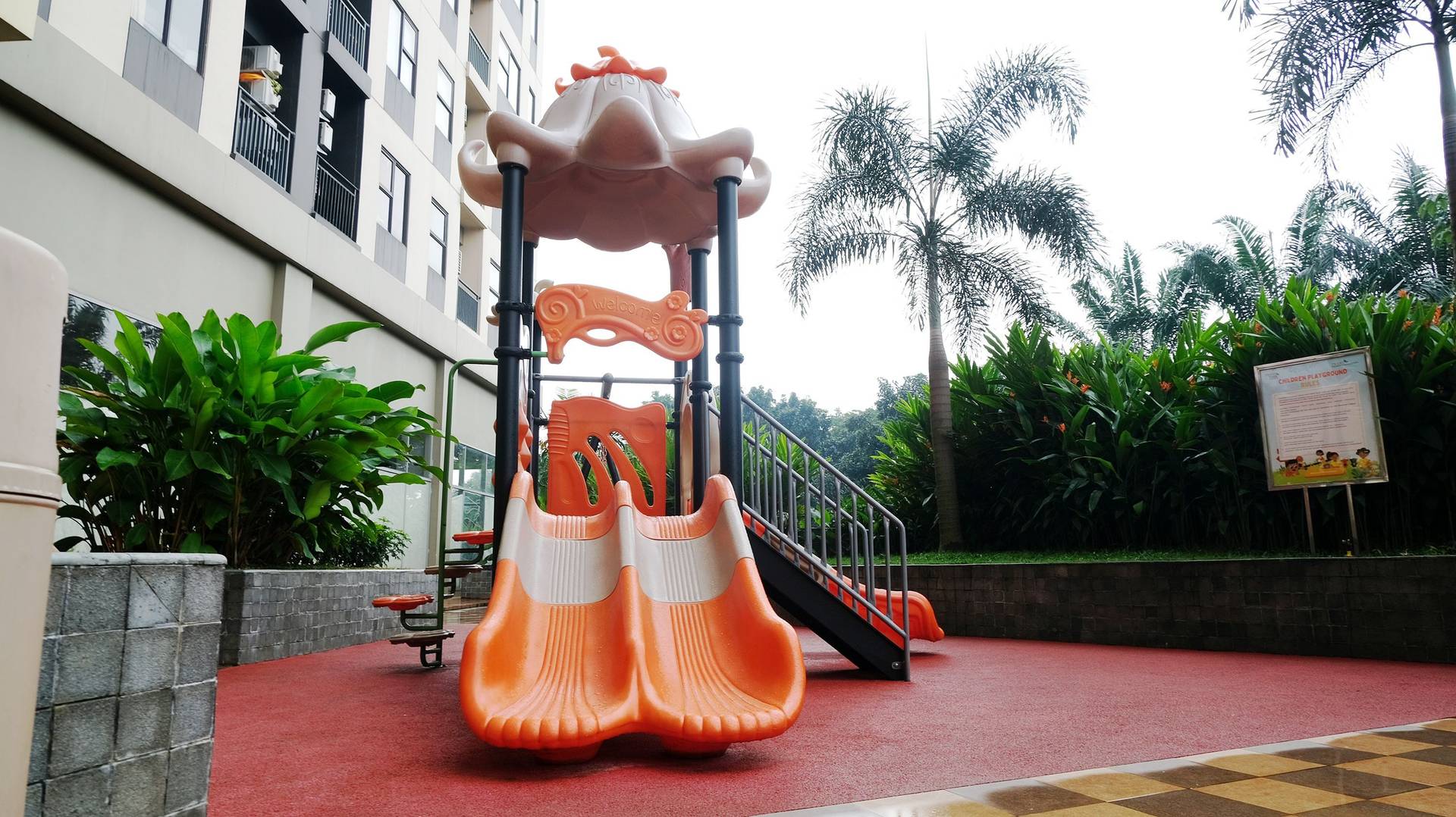https://images.rukita.co/buildings/building/f4decff9-7fc.jpg