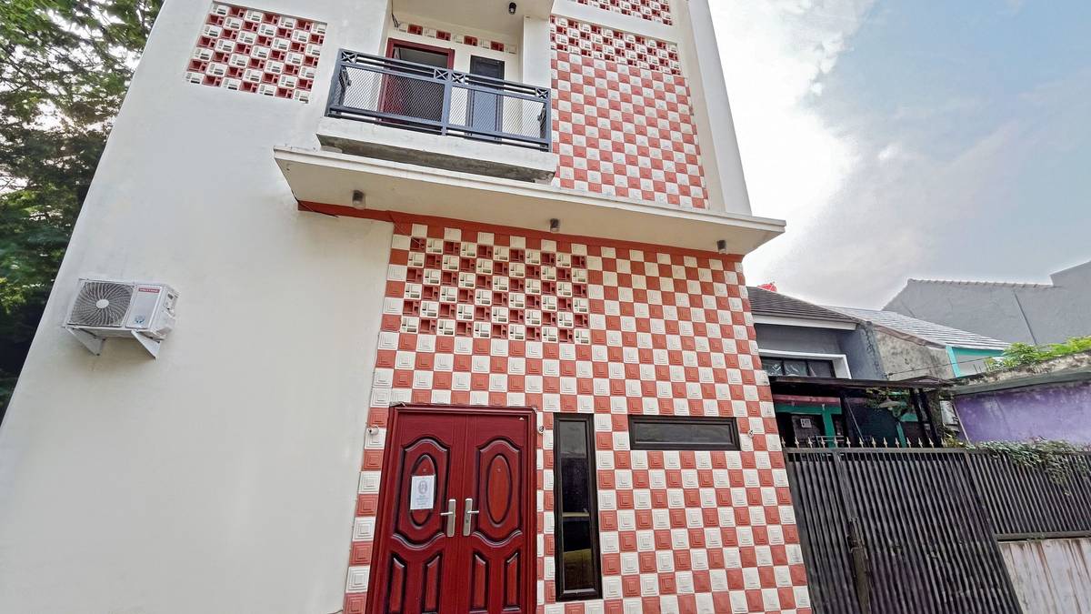 https://images.rukita.co/buildings/building/f503f7a8-26f.jpg