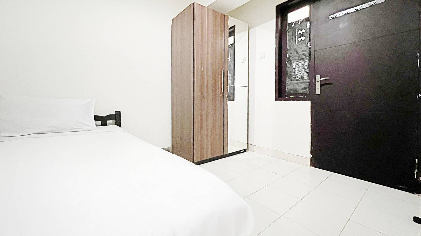 https://images.rukita.co/buildings/building/f63cedb5-826.jpg