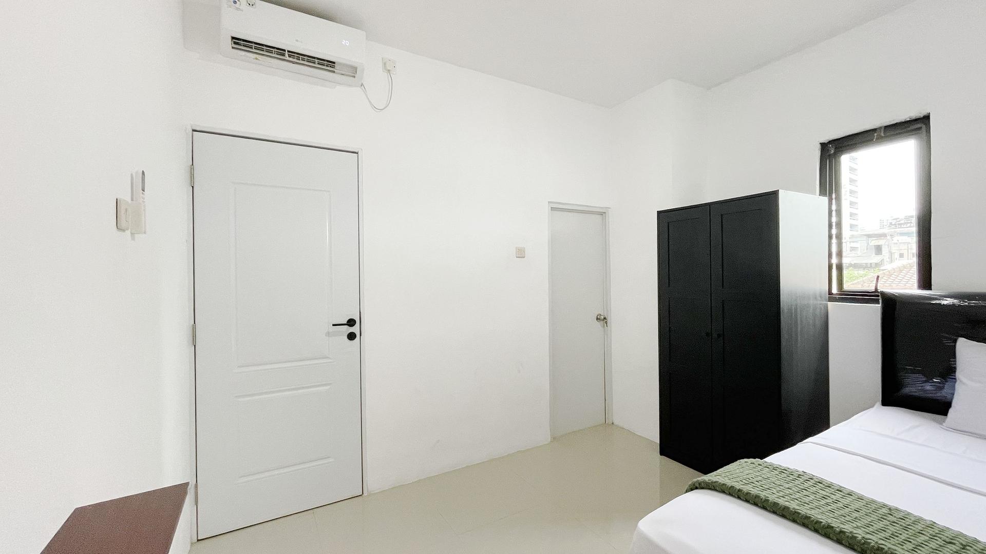 https://images.rukita.co/buildings/building/f9d5b8d9-d19.jpg