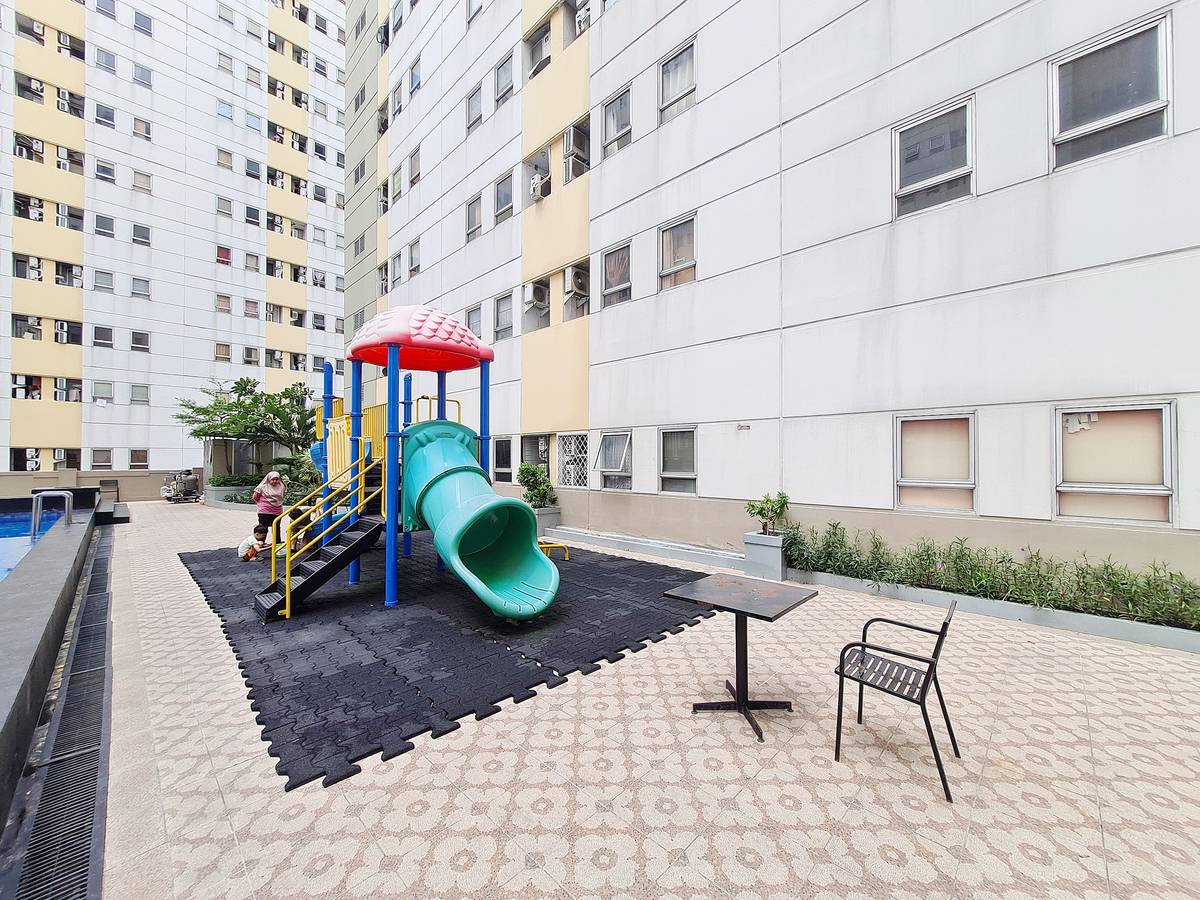 https://images.rukita.co/buildings/building/f9eddc46-f1b.jpg