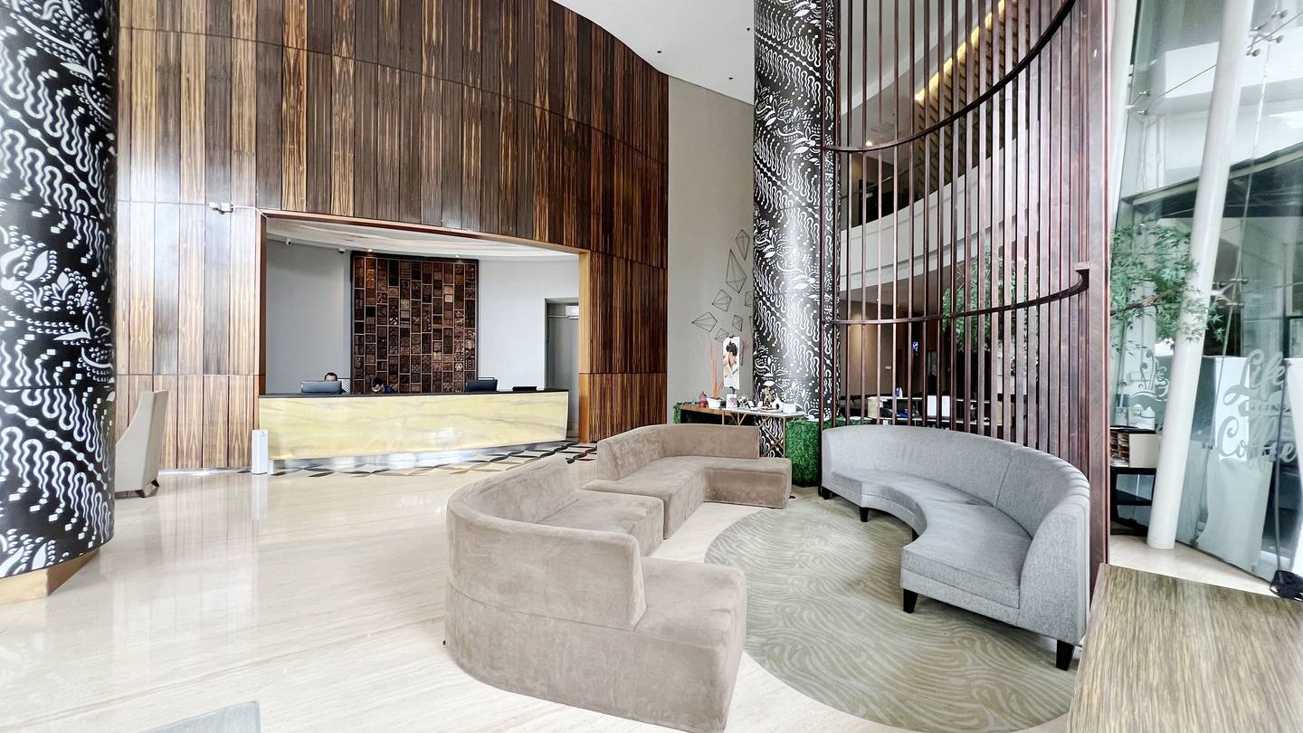 https://images.rukita.co/buildings/building/fa1d785c-29e.jpg