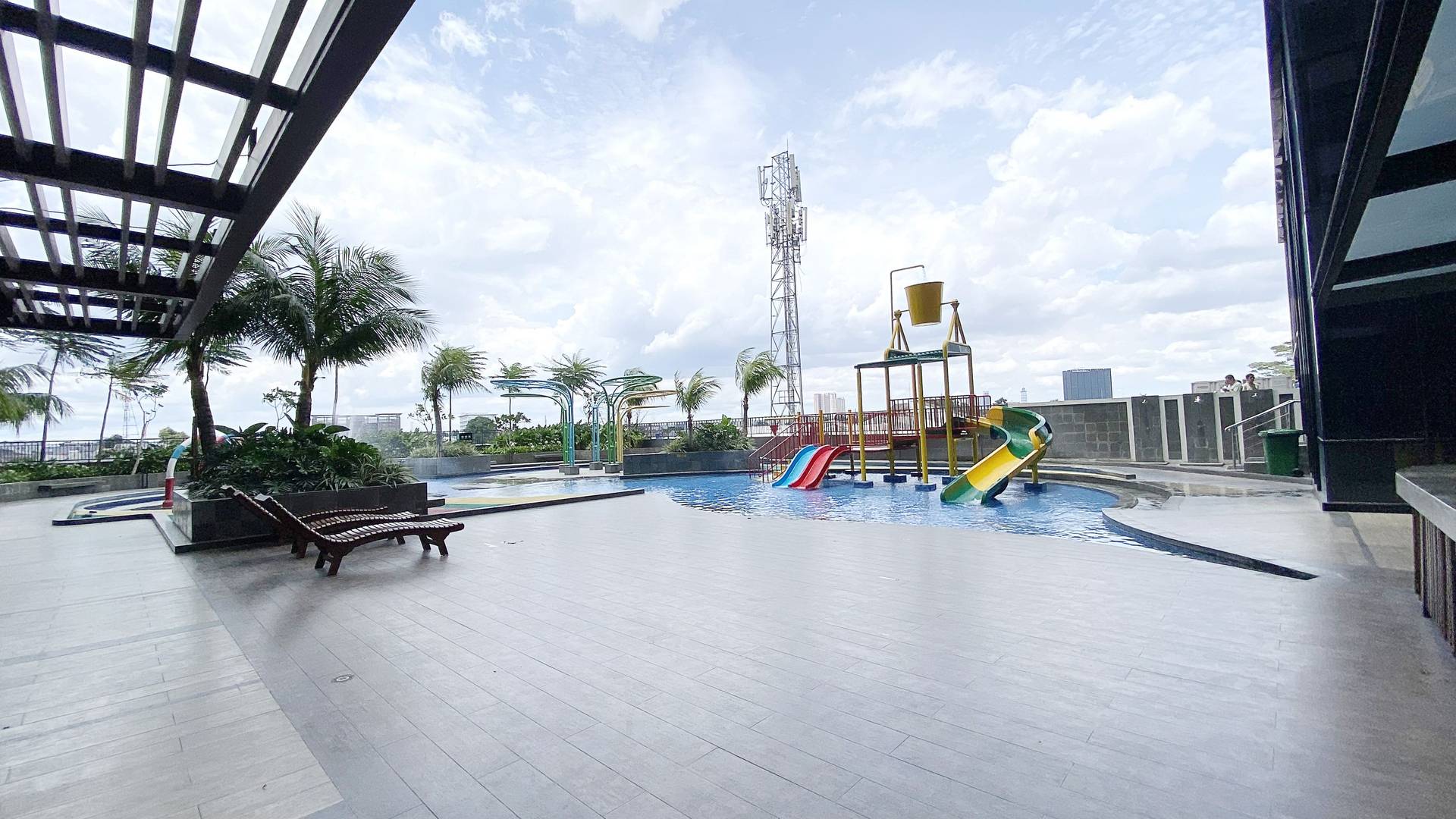 https://images.rukita.co/buildings/building/fa1f1868-7411-4059-8934-42ddc94f9f1c.jpg