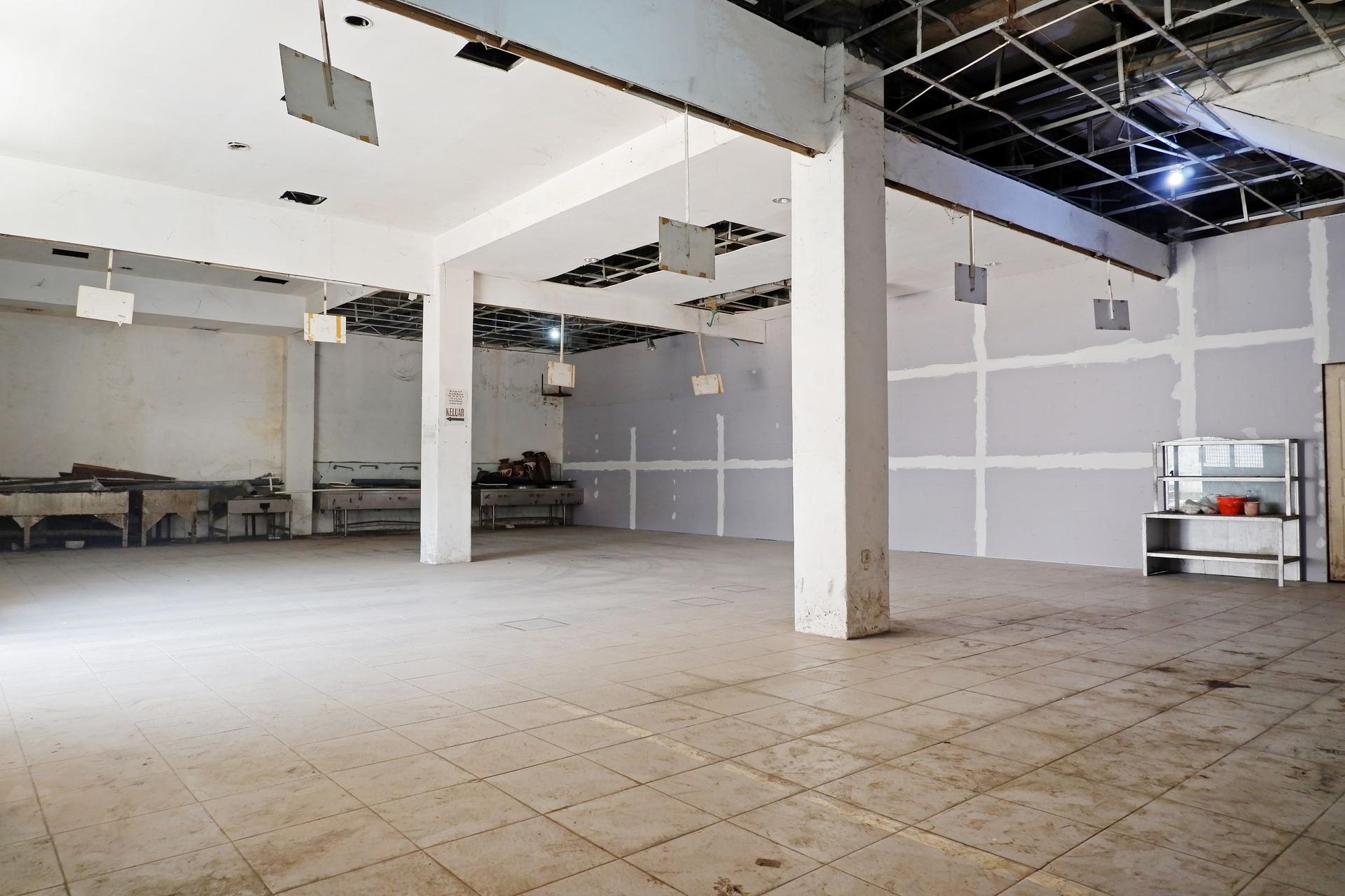 https://images.rukita.co/buildings/building/fad5c2fc-34c.jpg