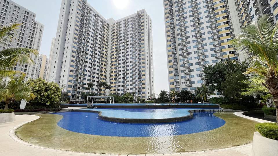 Foto Rukita Unit Apartemen Springlake View Freesia - Studio Pool #2