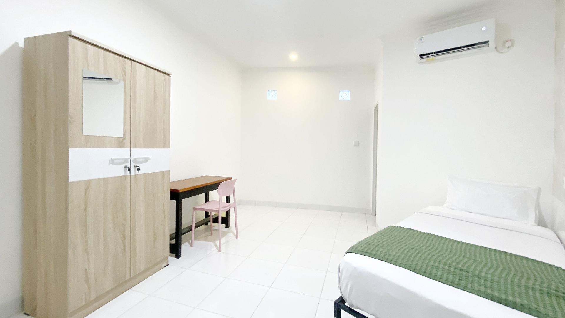 https://images.rukita.co/buildings/building/fe45b509-0f7d-4807-8561-be87e3fe850d.jpg