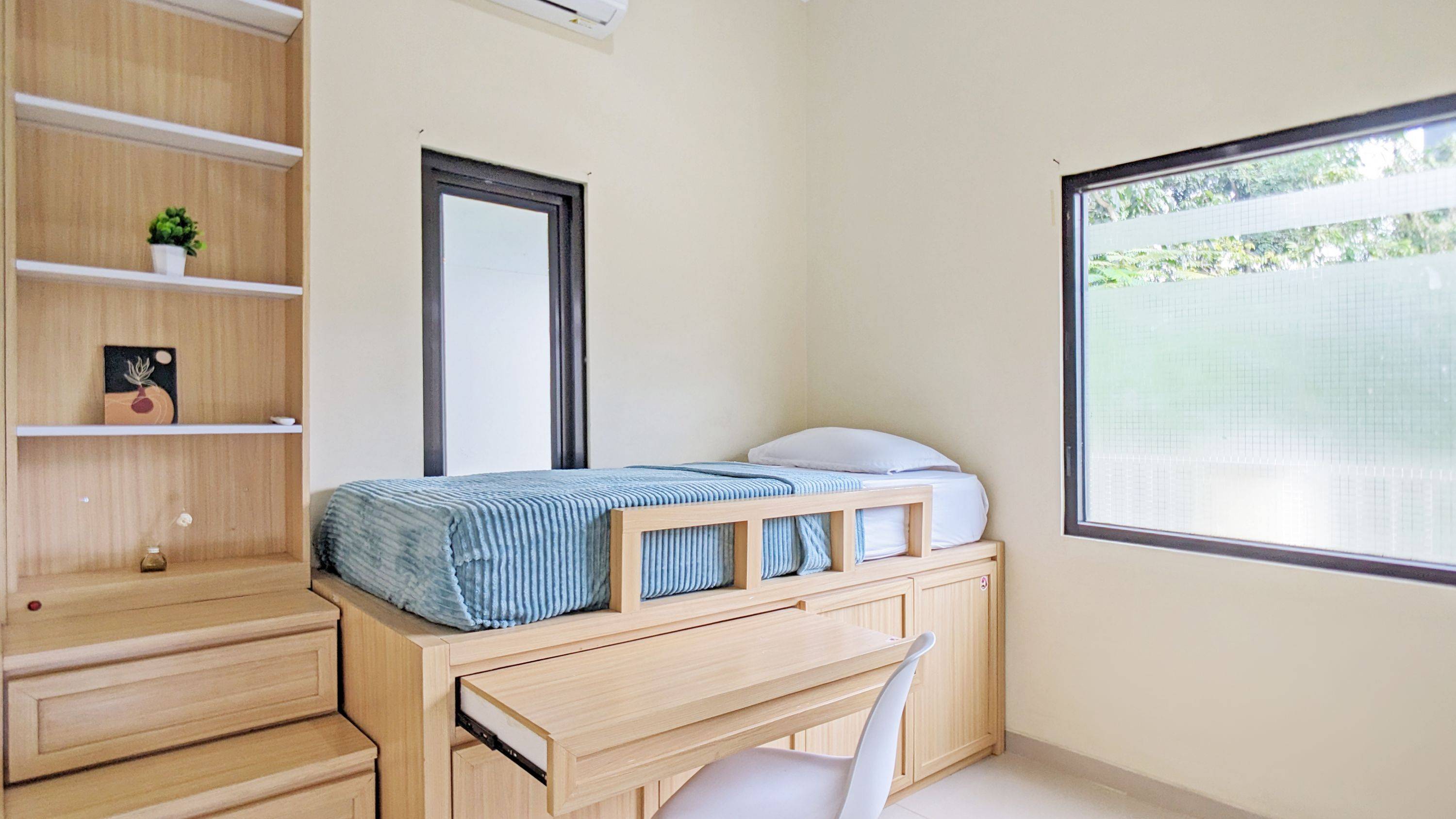 Compact Single B - F