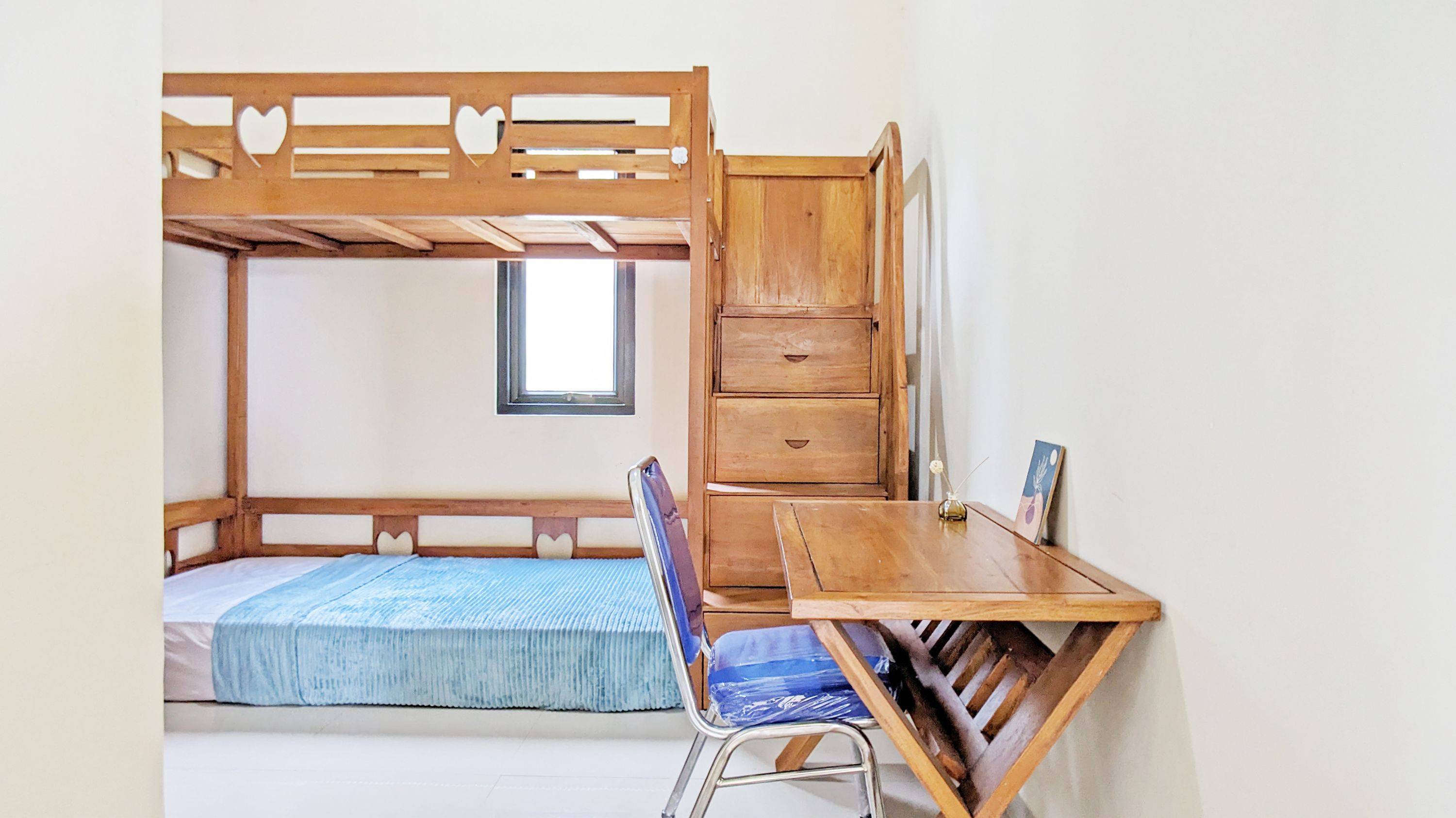 Compact Single A - F