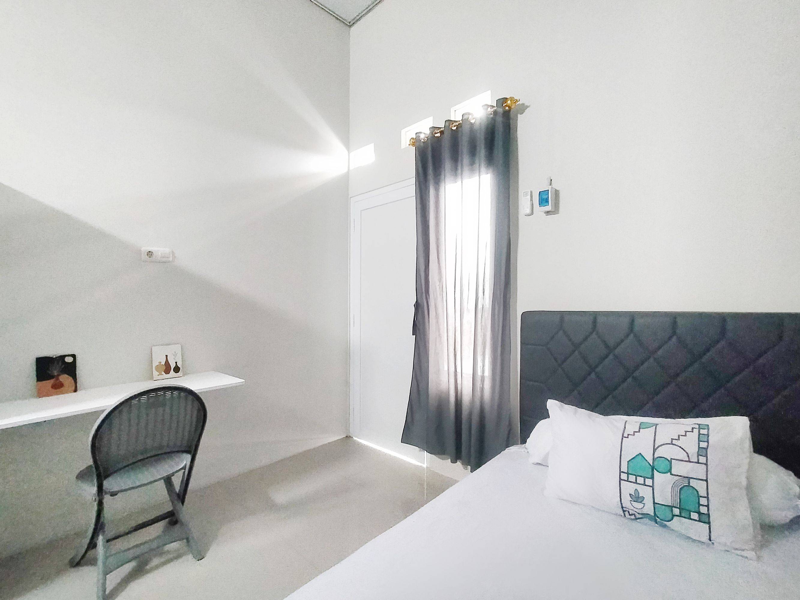 D’Fos Kost Palebon Semarang Regular Full B