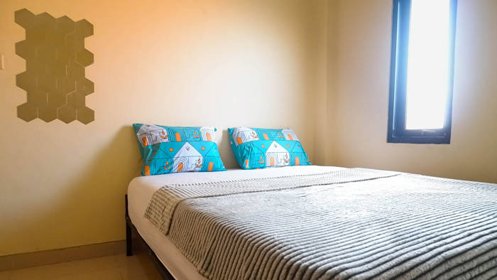 Superior Queen B - M