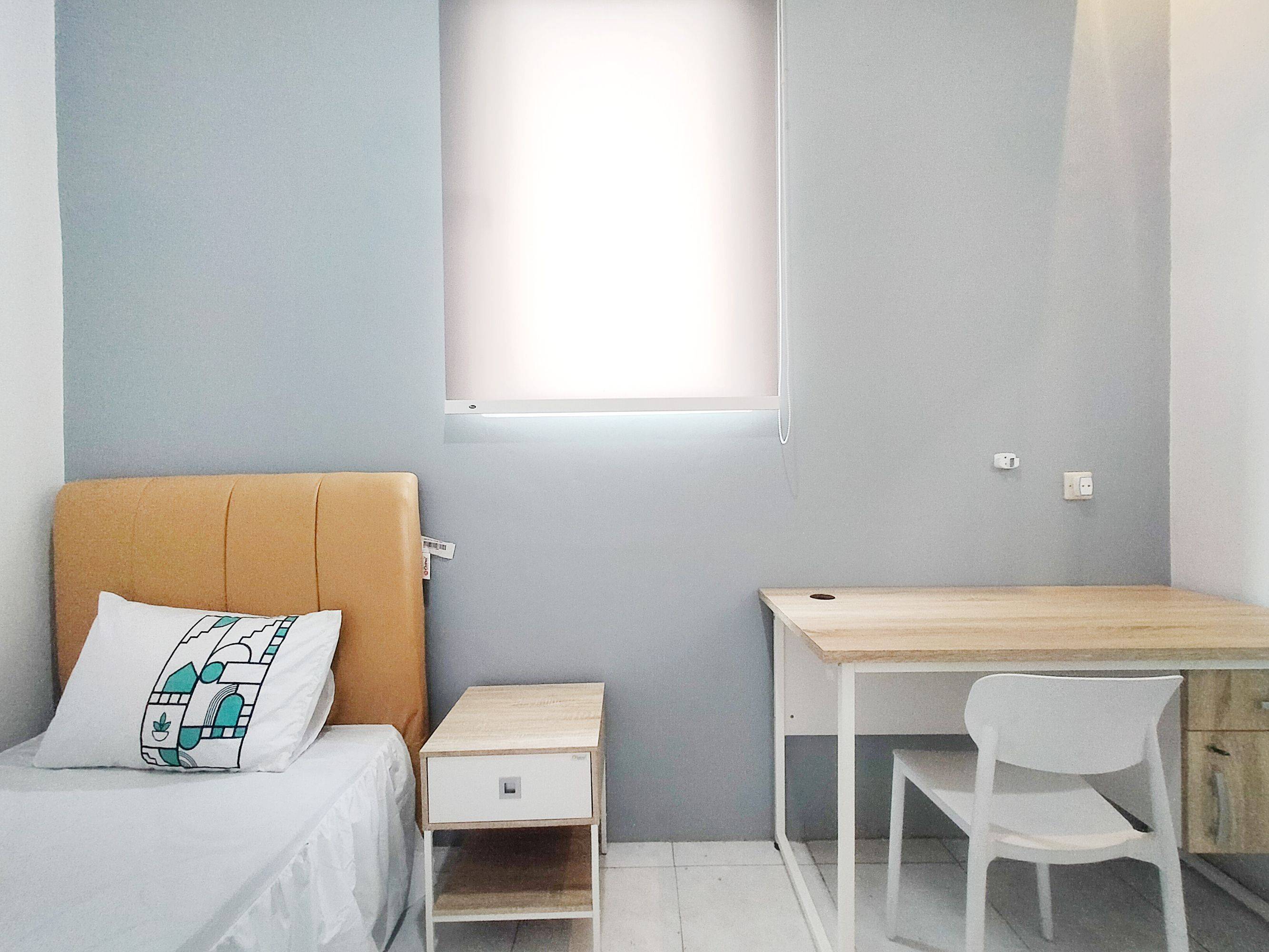 Compact Single B - F