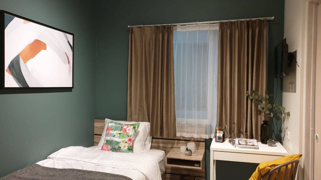 Compact Single C - F