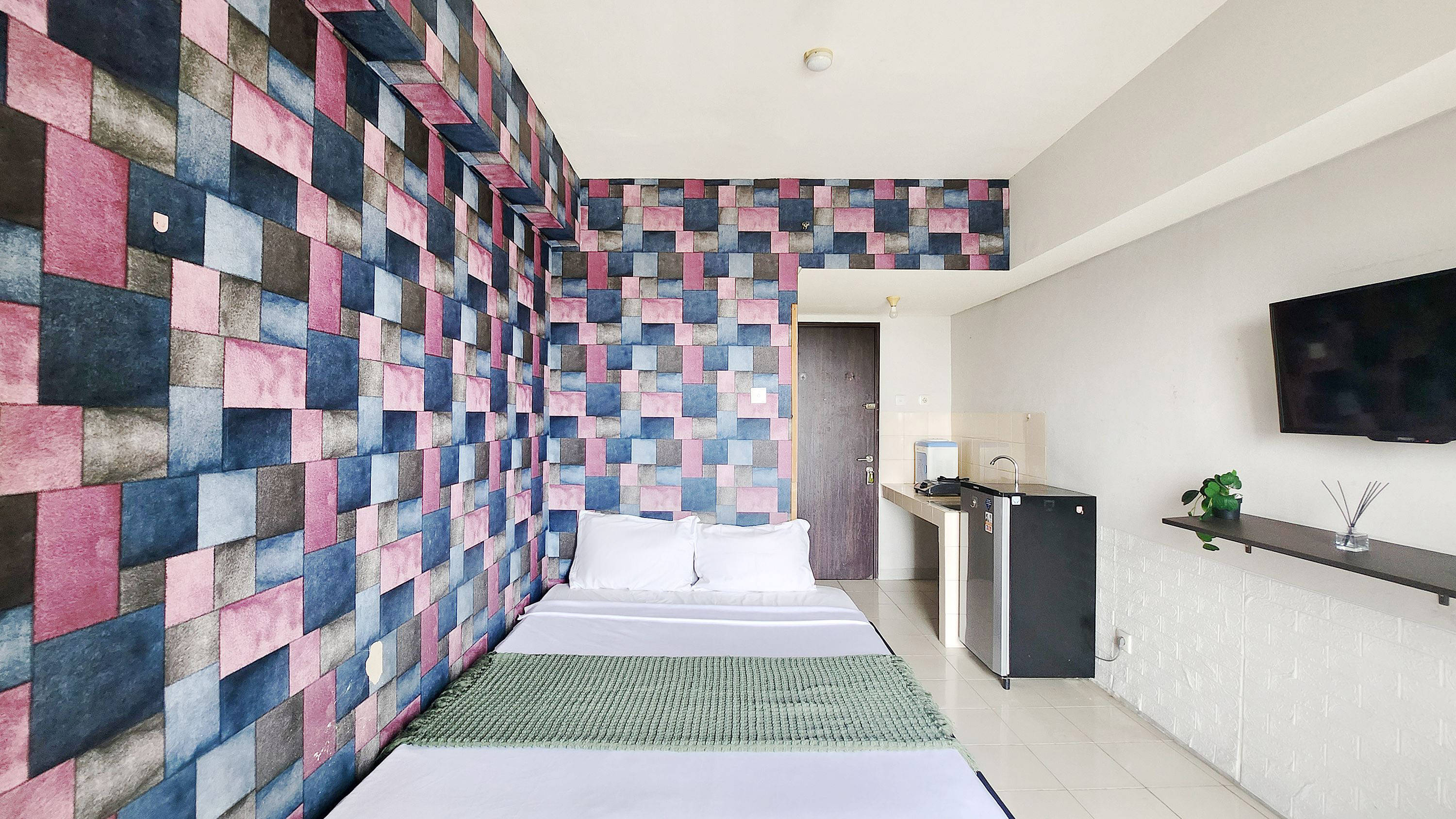 Apartemen Serpong Greenview - Studio City View #3 Studio Queen A