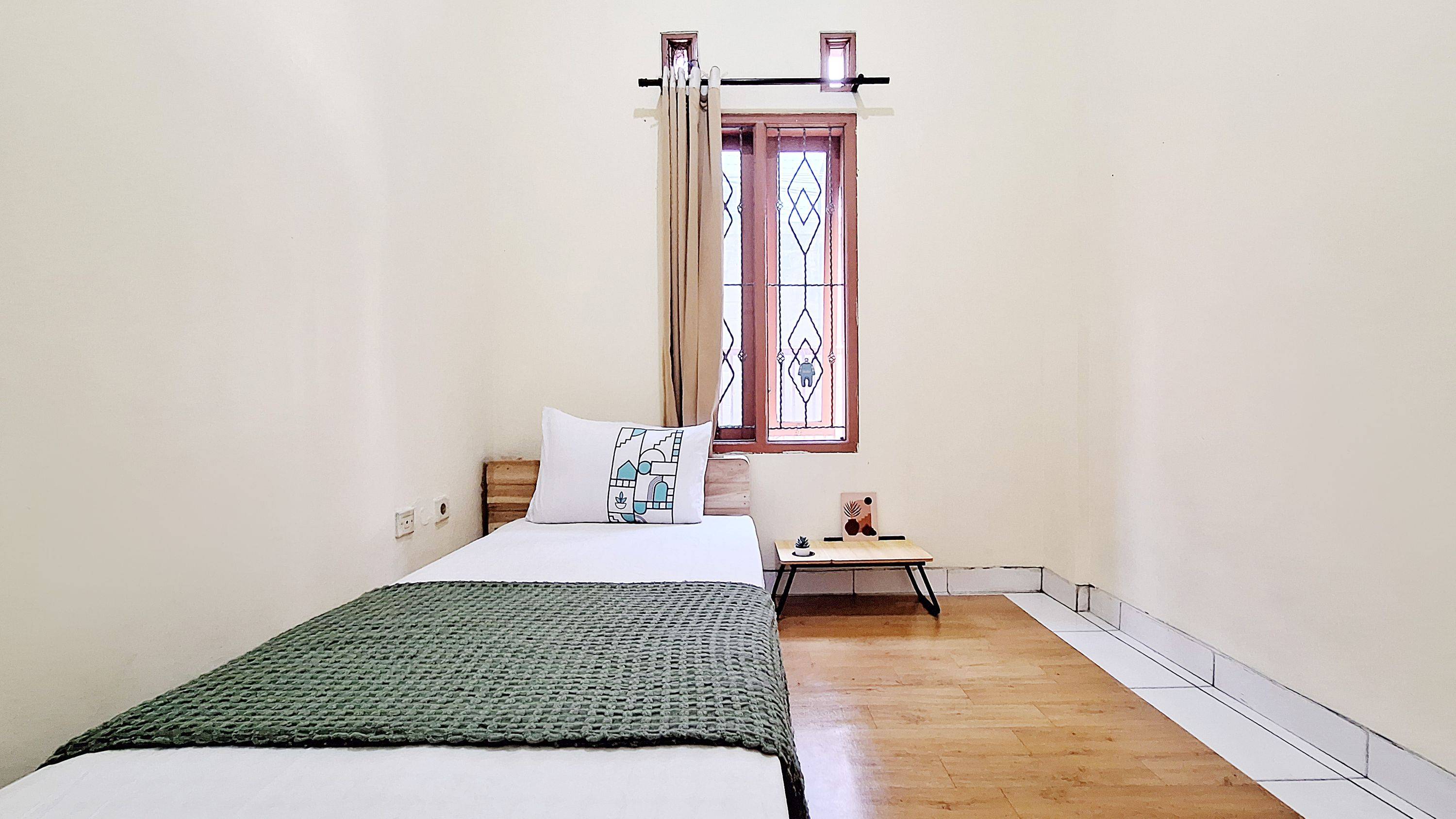 Adia Kost Pasteur Bandung Pocket Single B