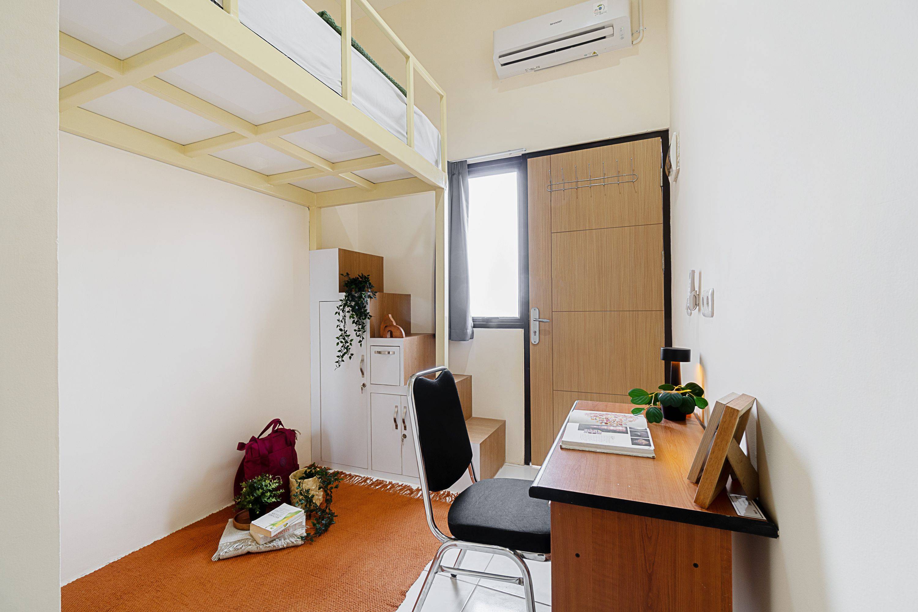 Pocket Single Loft A