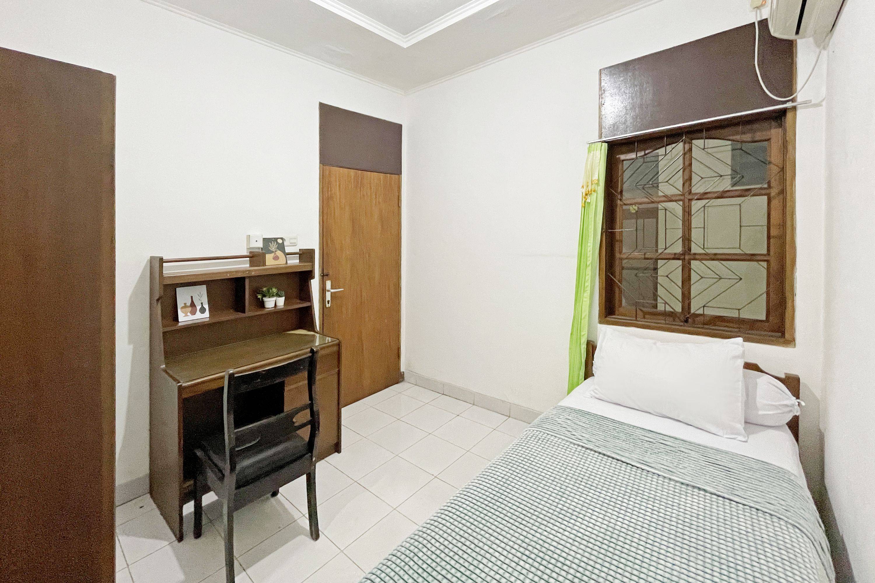 Compact Single A - F