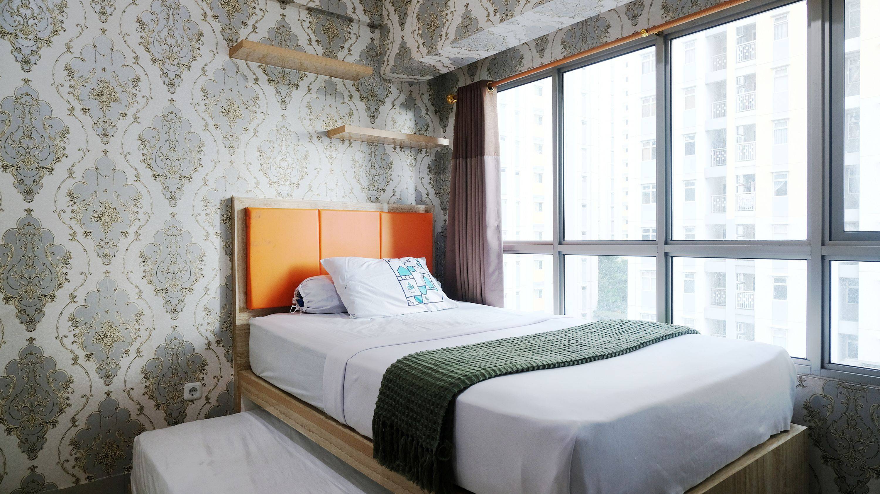 Twin Full Sliding Room A