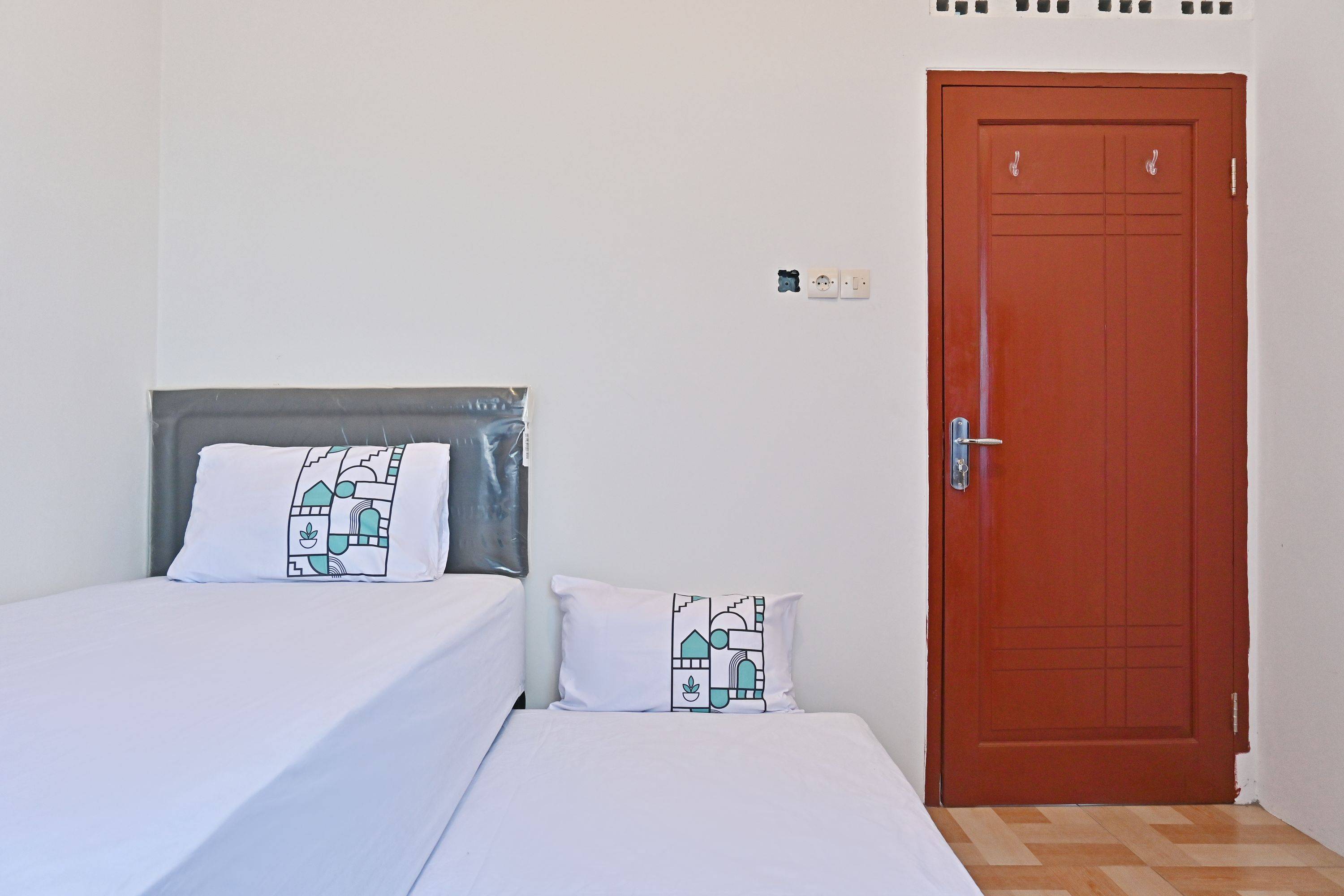 Compact Single C - F