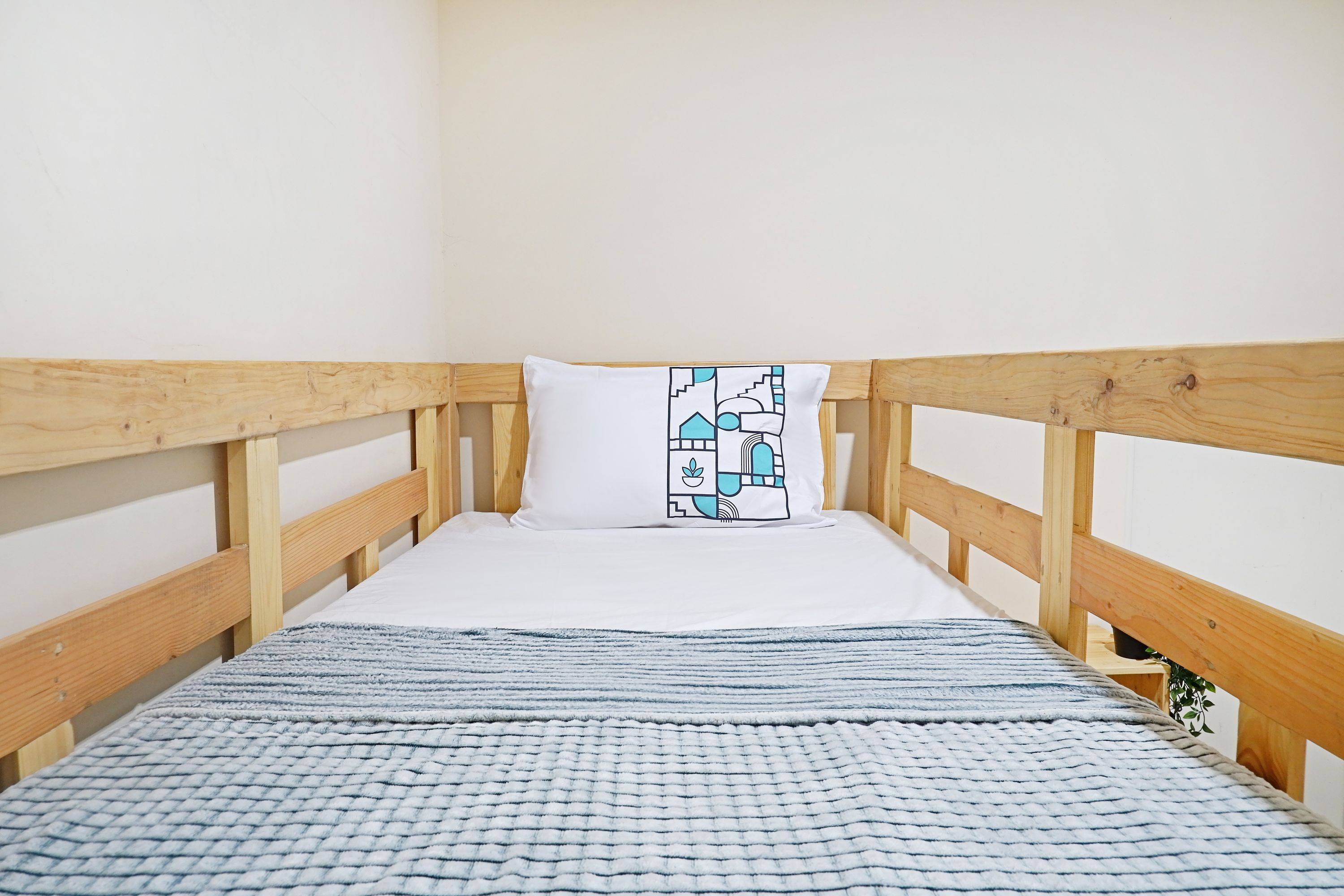 Pocket Loft Single A