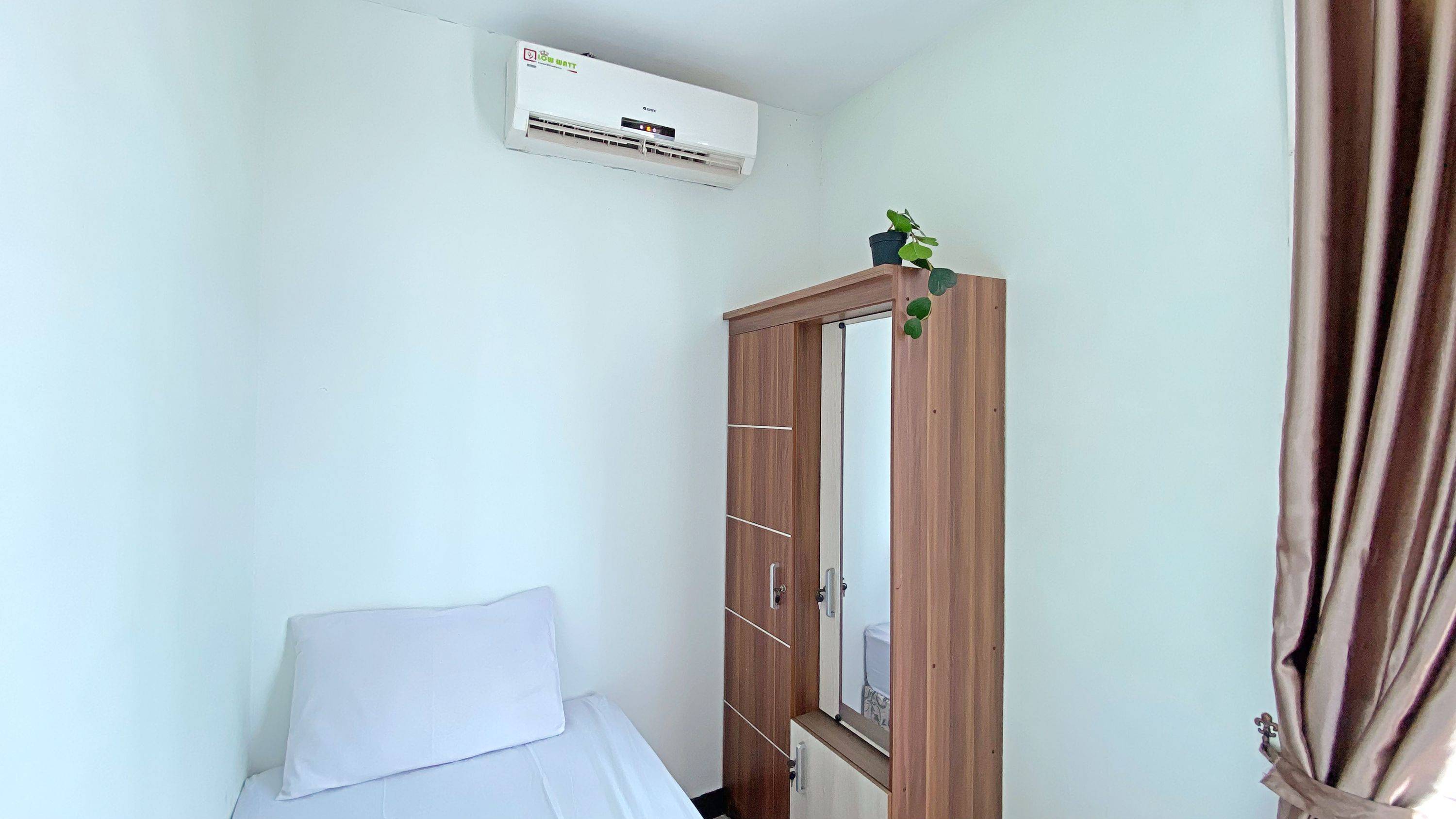 Compact Single B - M