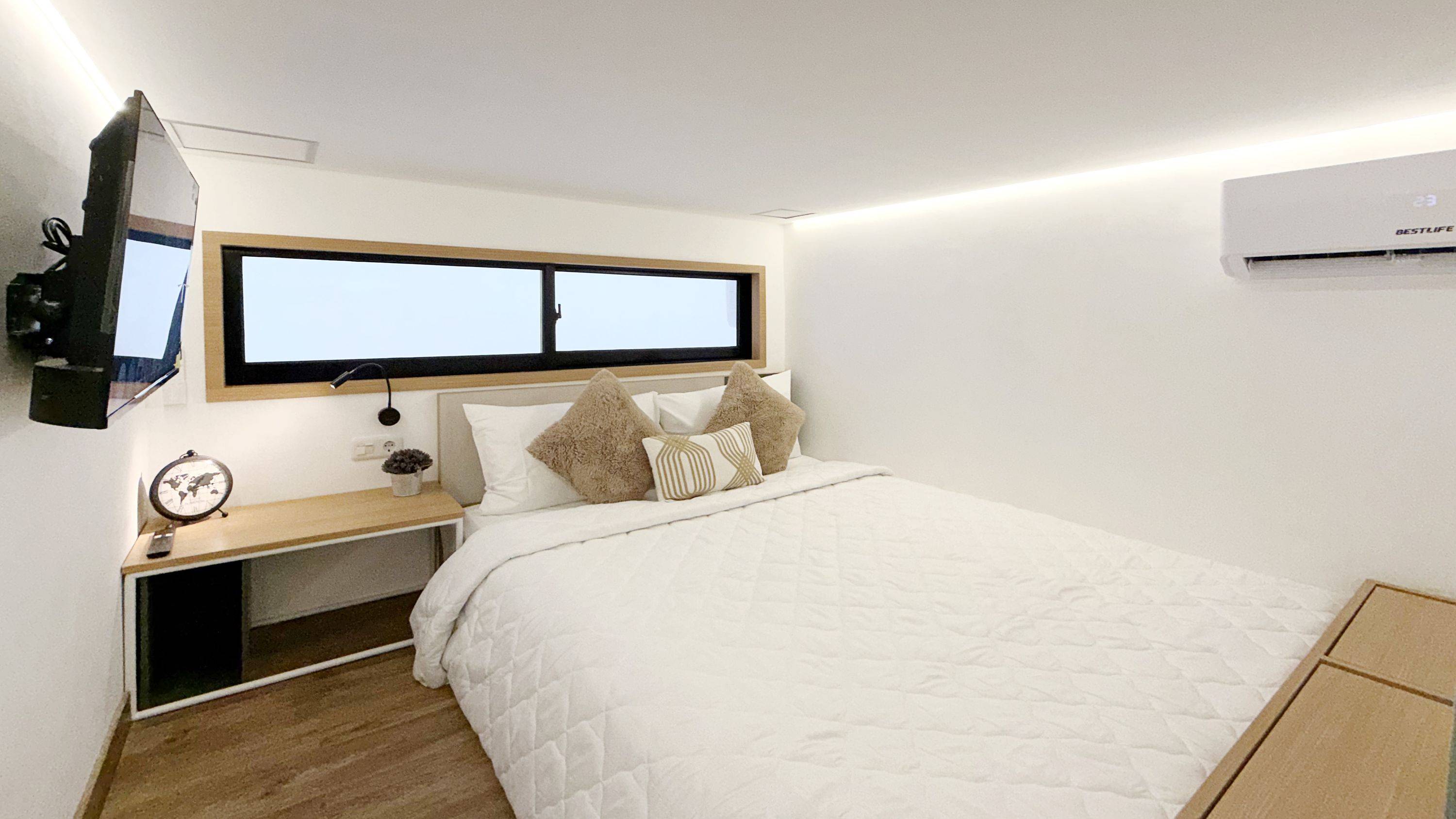 Regular Loft Queen B