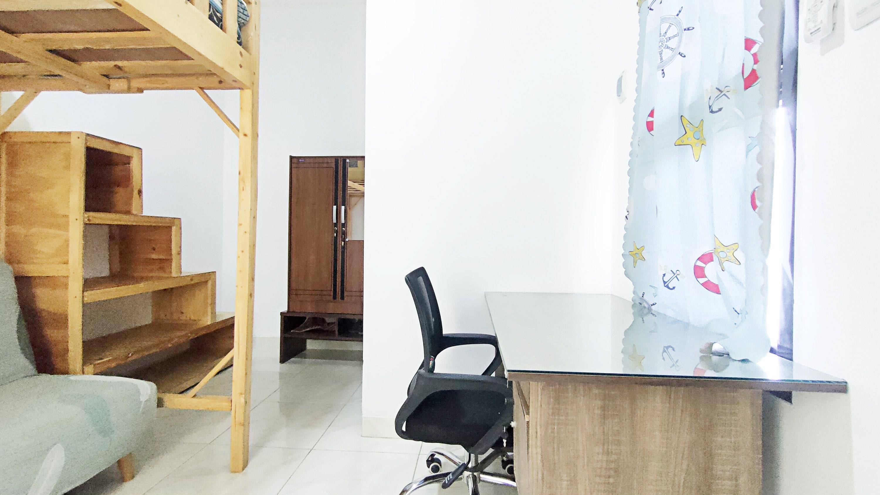 Superior Single Loft A