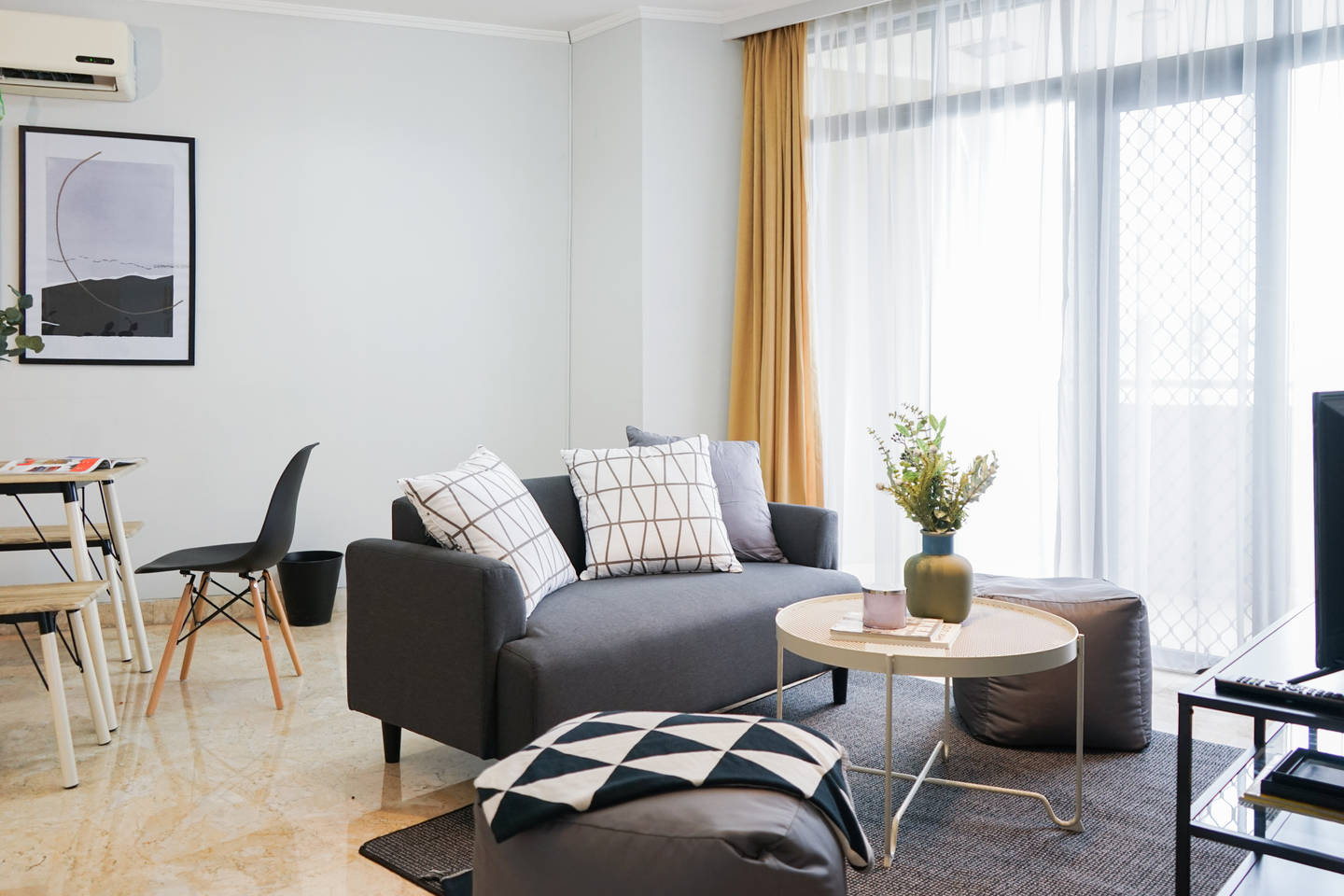 Foto Rukita Unit Apartment Beverly Tower 2