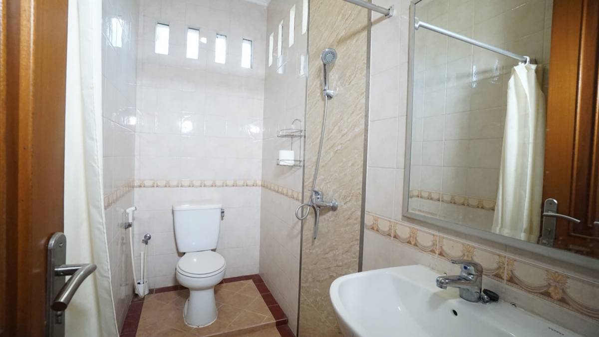 https://images.rukita.co/rkt-staging1-media/buildings/building/DSC07560.JPG