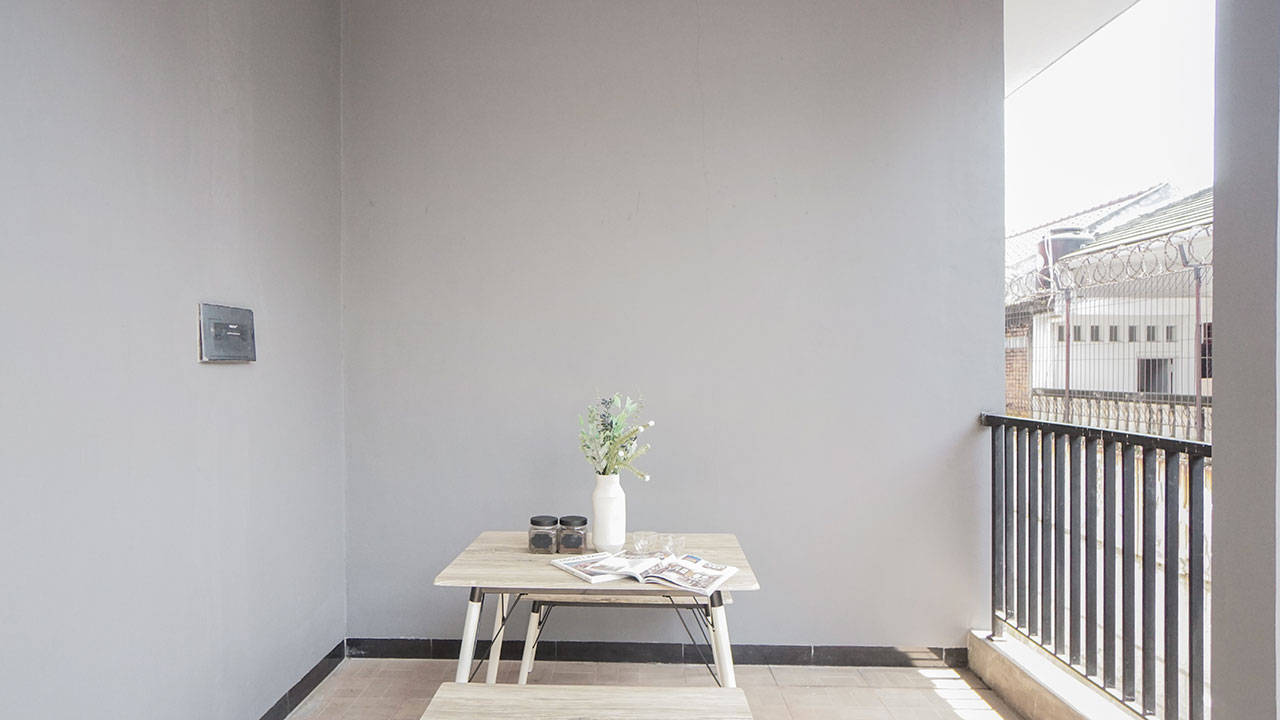 https://images.rukita.co/rkt-staging1-media/buildings/building/Rukita-Kemang_Maret2020_54_edited.jpg