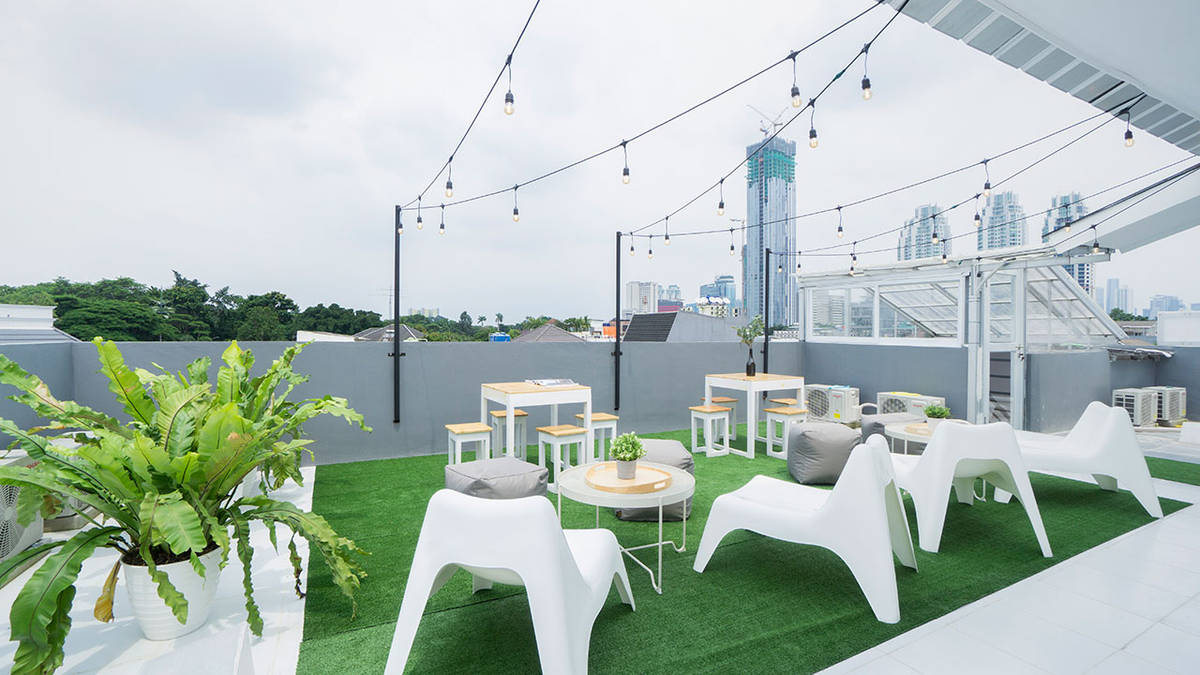 https://images.rukita.co/rkt-staging1-media/buildings/building/Rukita-Menteng-Kudus-4_Maret2020_133_edited.jpg