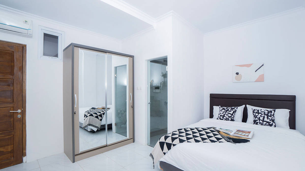 https://images.rukita.co/rkt-staging1-media/buildings/building/Rukita-Menteng-Kudus-4_Maret2020_41_edited.jpg