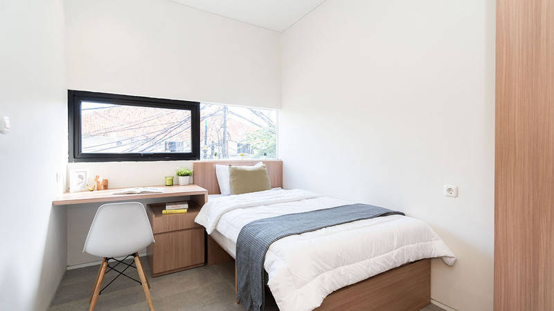 https://images.rukita.co/rkt-staging1-media/buildings/building/ce19b67c-942.jpg