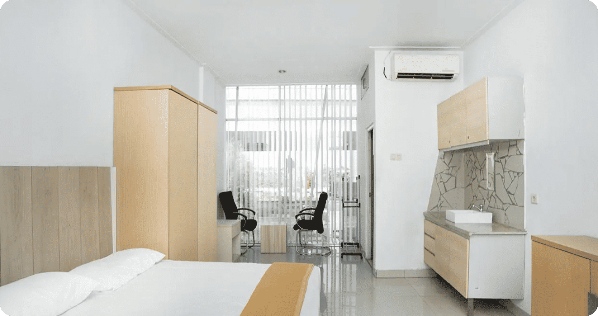Review - Bapak Philip Rukita Kudus Menteng